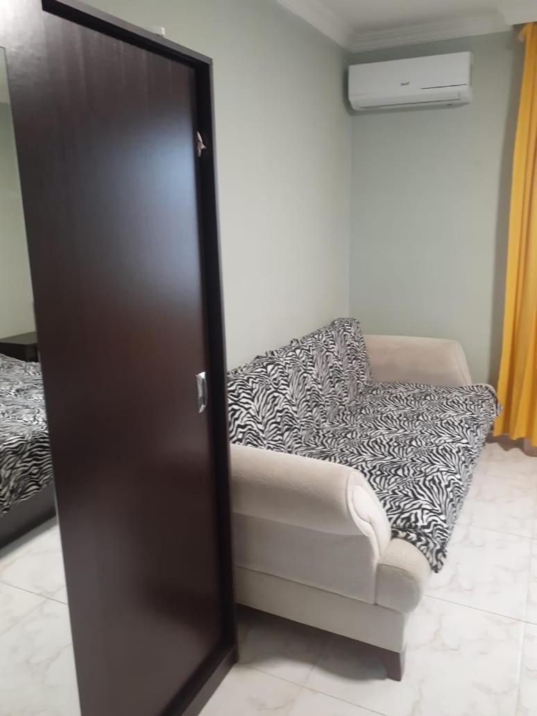 Guest House "Sulo" Kobuleti ภายนอก รูปภาพ